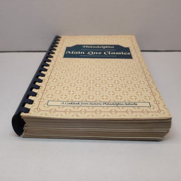 Philadelphia Main Line Classics Cookbook Junior Saturday Club Recipes 1982 - Picture 4 of 10